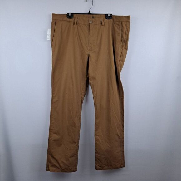 Old Navy Mens Ultimate Slim Chinos NWT - Picture 1 of 10